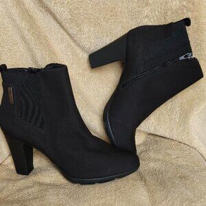 Anne Klein iflex Black Round Toe Chunky Heel Water Repellent Booties 8.5 M